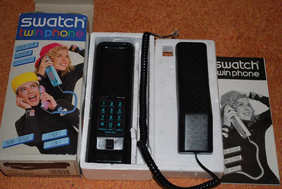 Swatch Twin Phone SAMMLERSTÜCK Black Domino mit AB Funktion in Nußloch