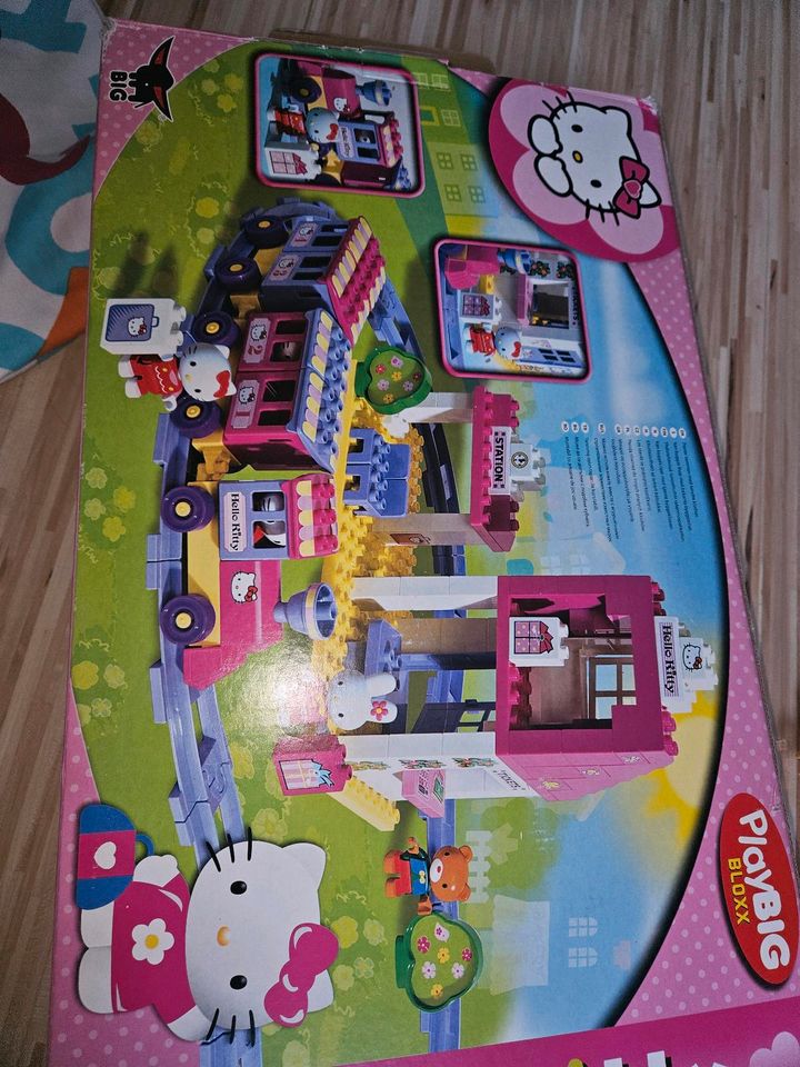 Hello Kitty Bahnfahrt  BIG wie Duplo in Essenbach