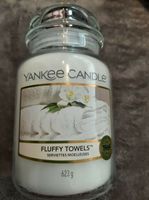 Yankee Candle Duftkerze 623g Glas Fluffy Towels Bayern - Weiden (Oberpfalz) Vorschau