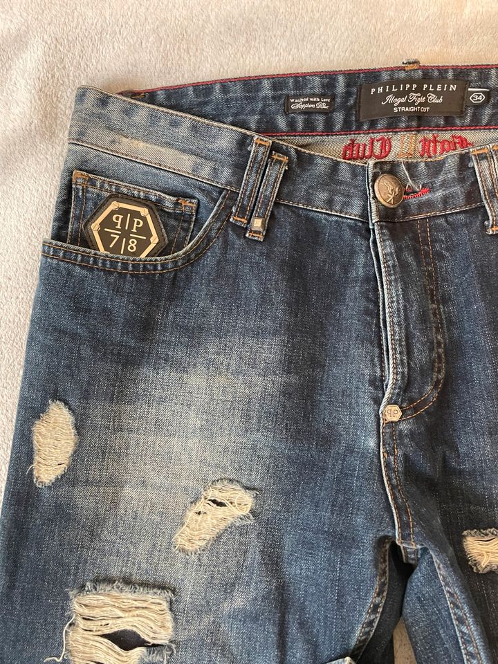 Philipp Plein Jeans in size 34. in Berlin