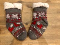 Kuschelige Stopper Socken Größe 27-30 Nordrhein-Westfalen - Moers Vorschau
