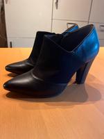 Stiefeletten Bullboxer Gr. 38 NEU Saarland - Saarlouis Vorschau