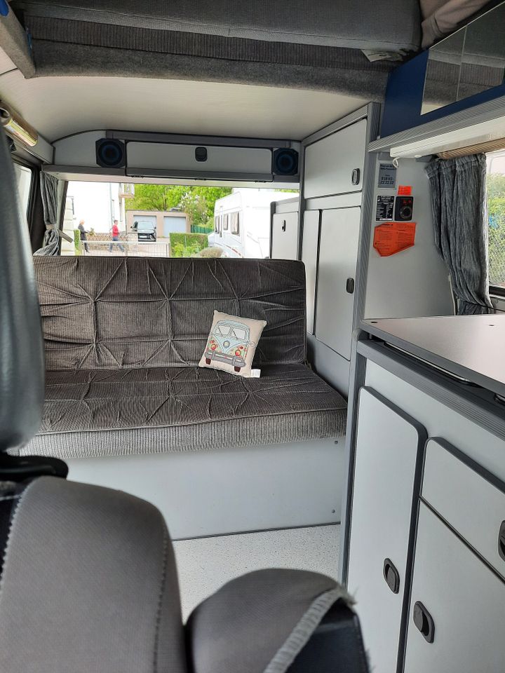 T3 VW-Bulli Camper Carthago mit H Kennzeichen in Heusweiler