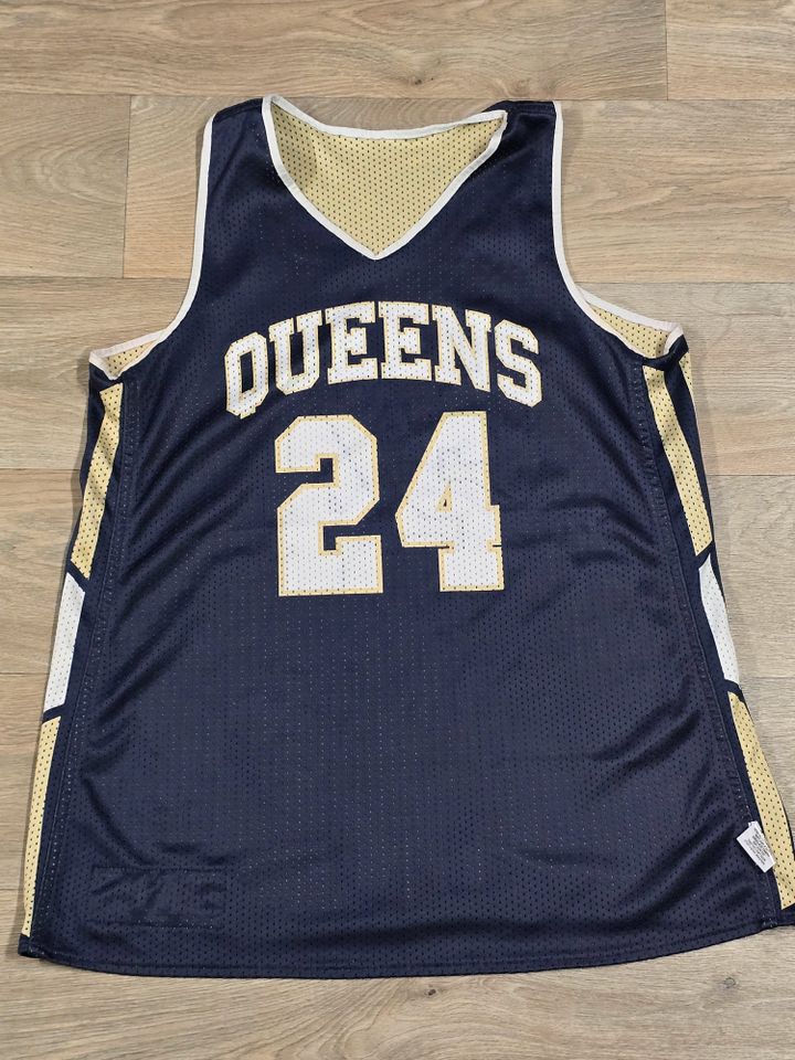 UNDER ARMOUR Basketballtrikot Double Face Queens Nummer 24 in Recklinghausen