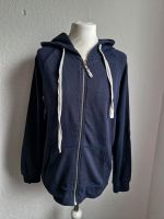 Sweatjacke mit Kapuze Hoodie Gr. M blau Düsseldorf - Hassels Vorschau