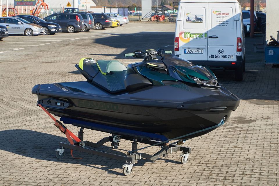 Sea-Doo RXP-X 300 RS APEX auf Lager in Görlitz