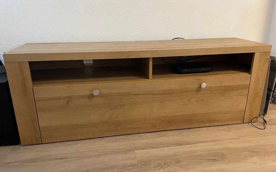 Wohnzimmer Einrichtung Schrankwand Sideboard Eiche in Schöffengrund