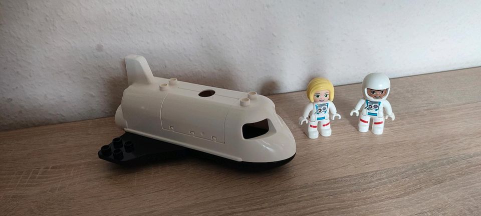 Lego Duplo Raumschiff Astronaut in Bücken