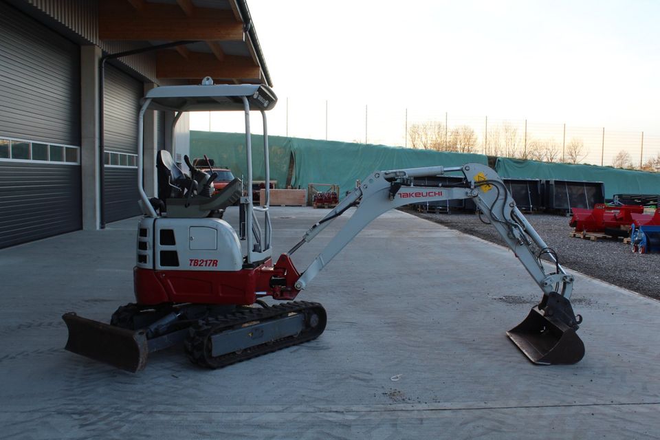 Takeuchi Takeuchi TB 217 R Minibagger - Bagger in Simbach