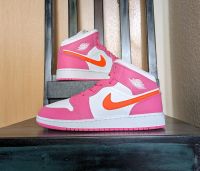 Nike Air Jordan 1 Mid Pinksicle Safety Orange (GS) Gr. 40 Frankfurt am Main - Bornheim Vorschau