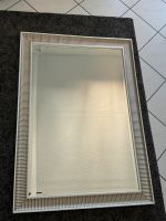 Ikea Songe Spiegel 91x130 cm silber guter Zustand! Hessen - Bad Homburg Vorschau