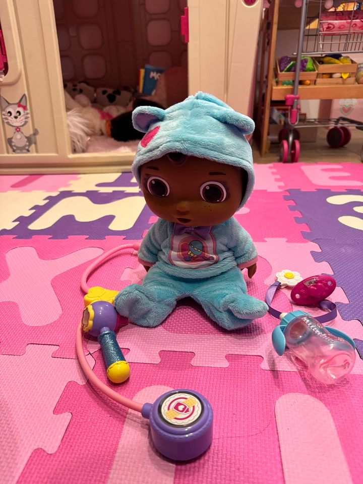 Disney Store Doc Mcstuffins Baby Cece Puppe Arzt ❤️ in München