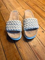 Maruti Schuhe Sandalen Leder 38 Creme beige neuwertig Nordrhein-Westfalen - Krefeld Vorschau