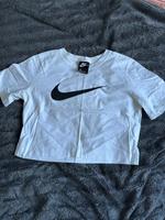 Nike T-Shirt cropped (Damen) Bayern - Rödental Vorschau