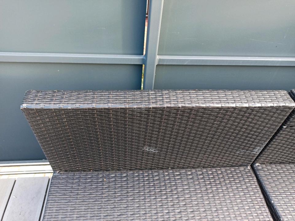 Anthrazit Polyrattan Luxus Gartenlounge XXL mit Gebrauchsspuren in Burgwedel