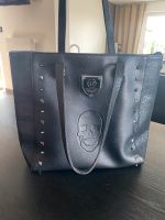 Tasche, schwarz mit Nieten und Totenkopf, Shopper Kreis Pinneberg - Borstel-Hohenraden Vorschau