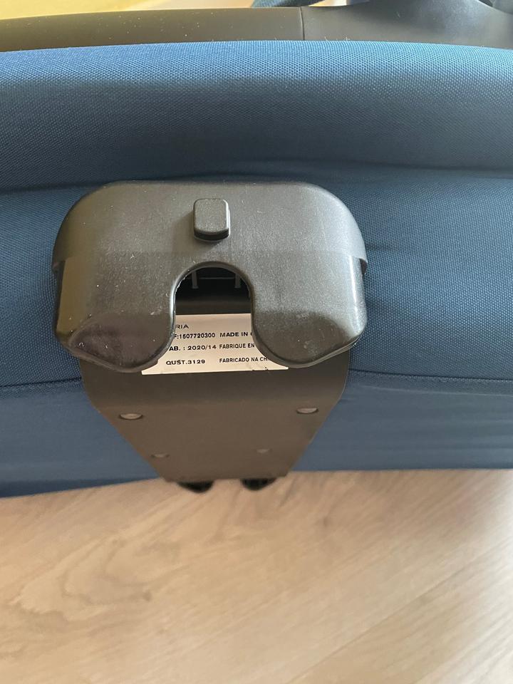 Blauer Kinderwagen Maxi-Cosi + Babywanne auch in Blau in Neuss