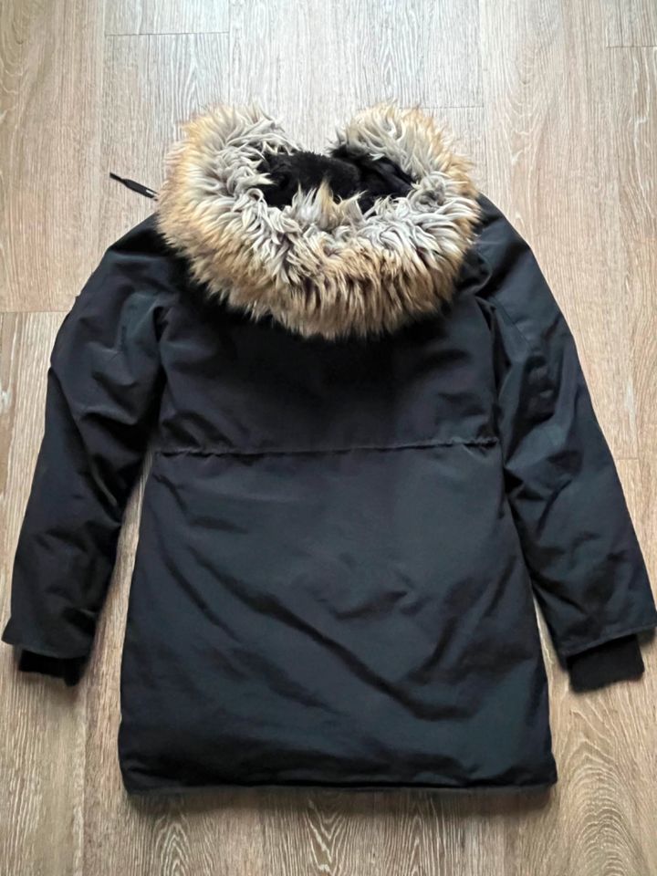 Damen Daunen Jacke CALVIN KLEIN, Gr. S, schwarz in Buxtehude