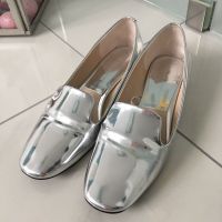 ZARA Slipper Damenschuhe silber Basic Collection Gr. 39 Niedersachsen - Braunschweig Vorschau