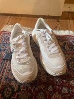 Hilfiger Sneaker Gr. 46 Friedrichshain-Kreuzberg - Friedrichshain Vorschau