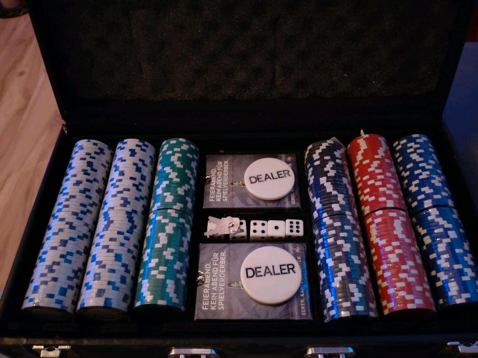 Pokerkoffer unbespielt in Brandis