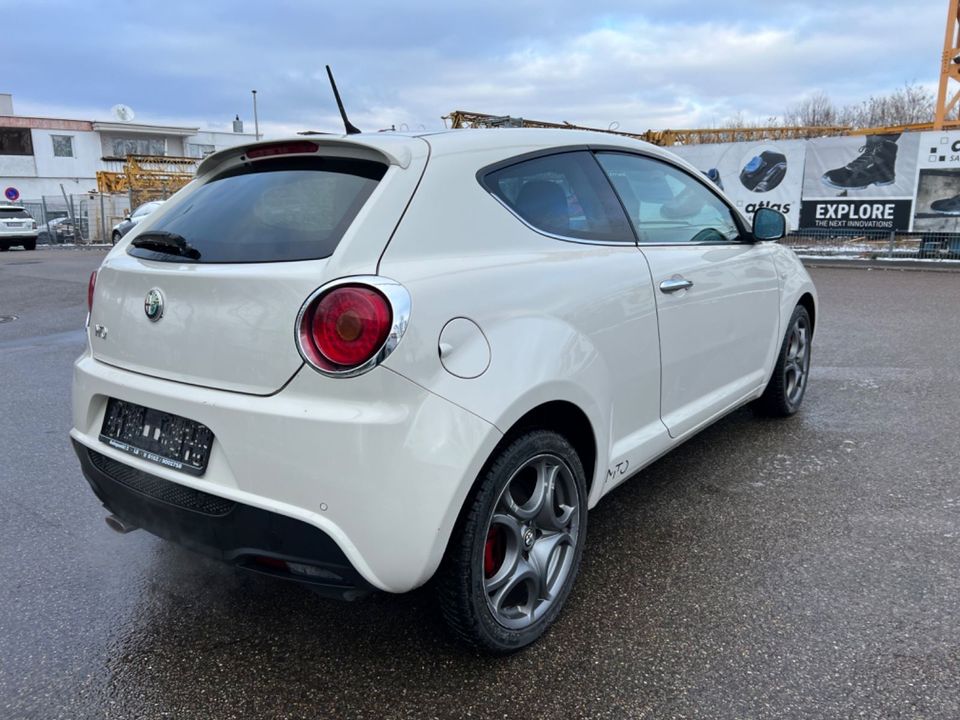 Alfa Romeo MiTo Junior*PDC*KLIMA*ZAHNRIEMEN NEU*TÜV NEU in Möglingen 