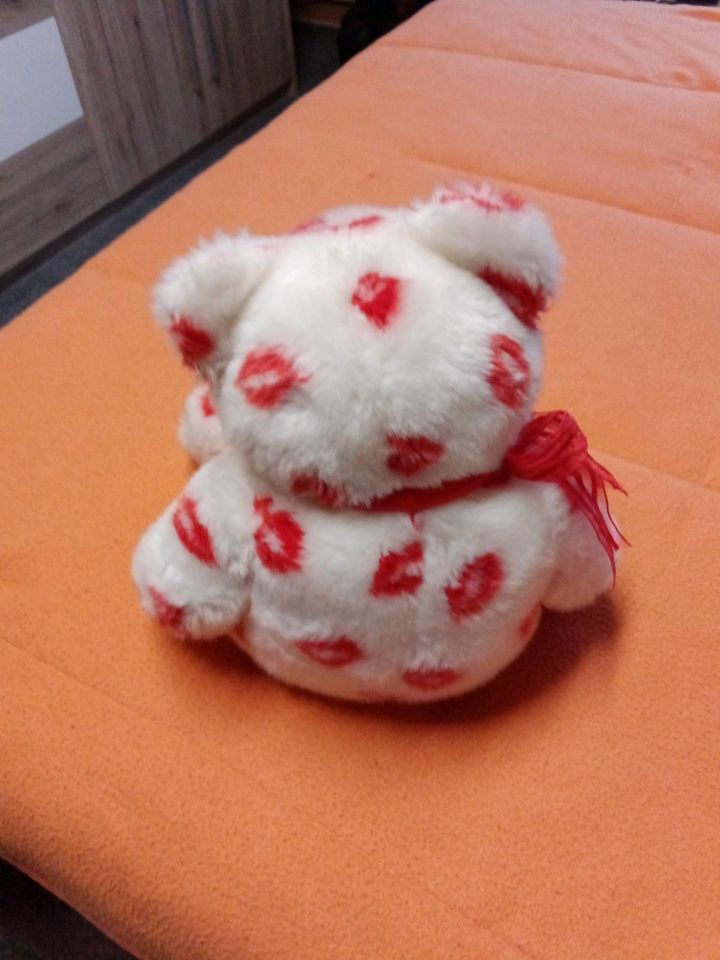 Valentinsbär von Beanie Buddies in Karlstein