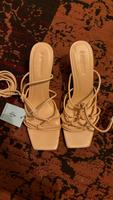 Sandalen Stradivarius neu 40 Orange Niedersachsen - Braunschweig Vorschau