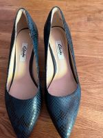 Clarks Pumps blau Gr 38 Berlin - Spandau Vorschau