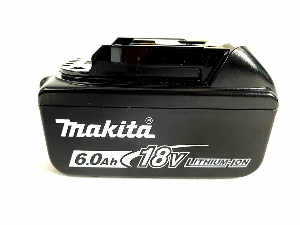 Makita DML 802 18V Li-Ion LED Akku Lampe NEU GARANTIE in Neukirchen-Vluyn