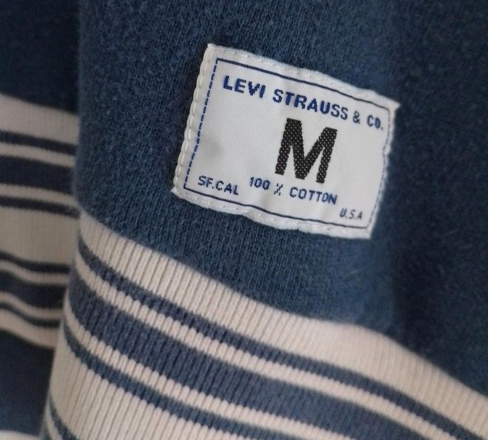 Original Levis Retro Pullover in Meiningen