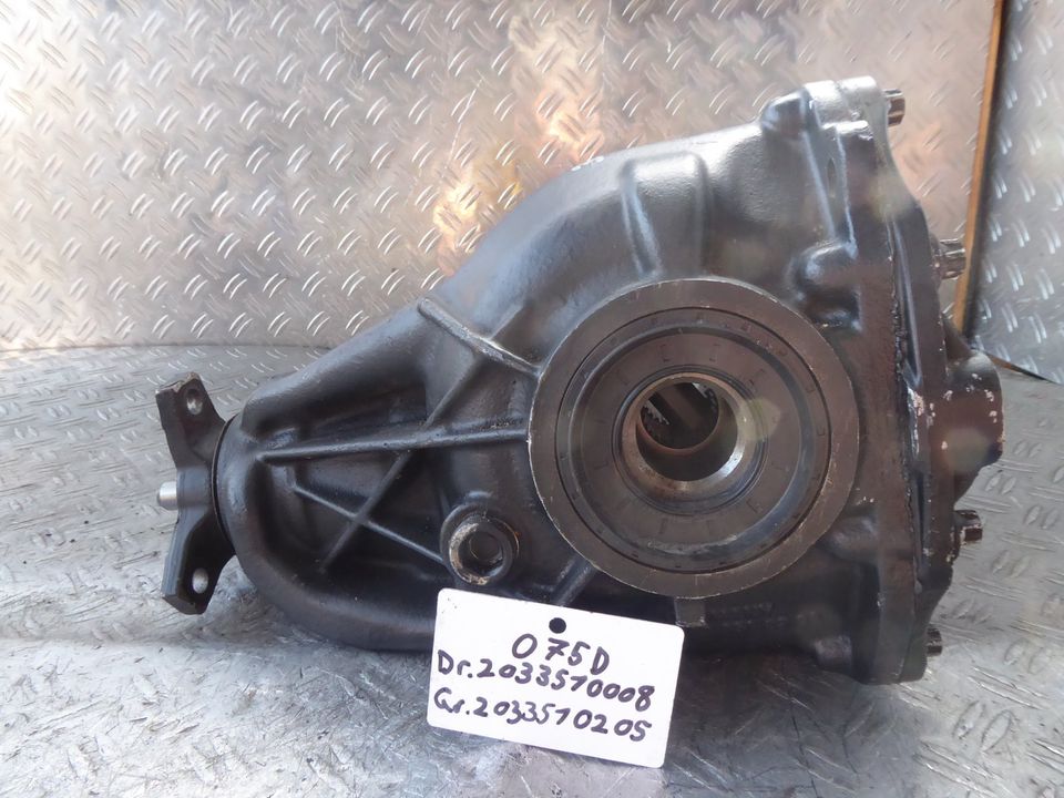 Mercedes W203 Differential A2033510008 A2033510205 Ü:3,27 3:27 in Rastatt