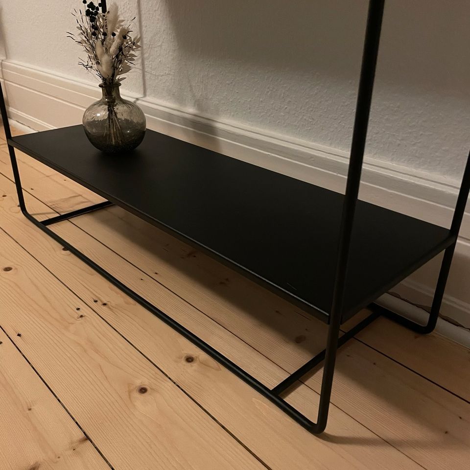 ferm Living - Plant Box mit 2 Ebenen Regal Schwarz in Frankfurt am Main