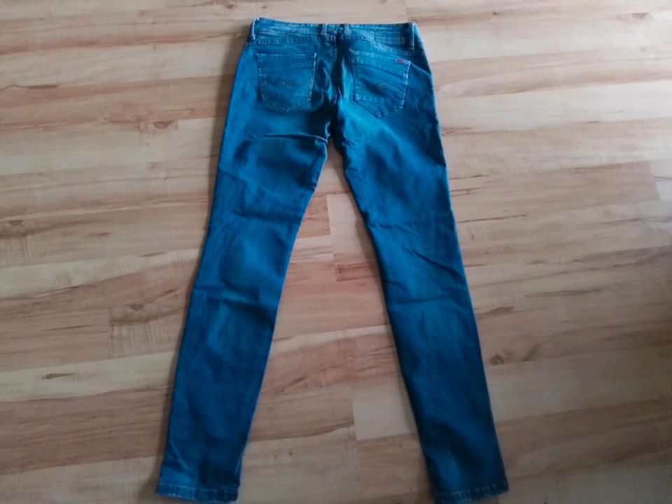 Jeans blau von QS by S.Oliver in Gr. 38 L30 in Großsolt