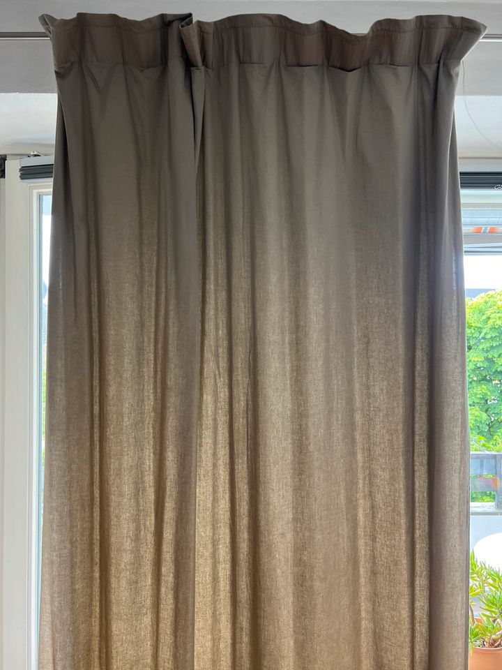 Vorhang Vorhänge Wohnzimmer, grau/ taupe, blickdicht in Düsseldorf