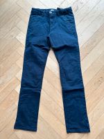 Dunkelblaue Hose Größe 146 Frankfurt am Main - Nordend Vorschau