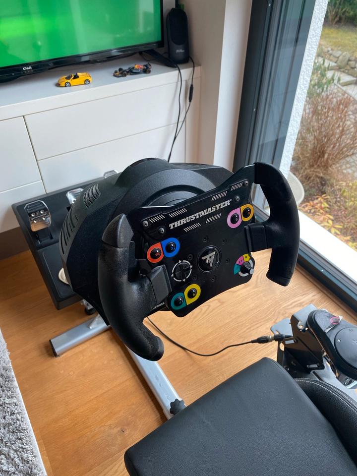 Sim Racing Simulator/ Thrustmaster TX & TM Wheel XBox / PC in Landshut