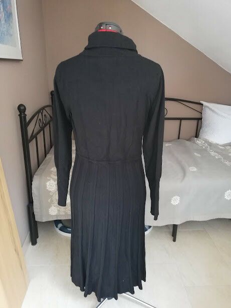 Strickkleid, Gr. 42, schwarz, gebraucht in Albaching