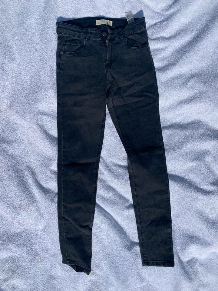 Jeans schwarz Zara kids 11/12 Jahre 152cm Hose in Saarbrücken