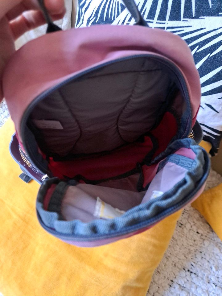 Kinderrucksack Deuter Pink gebraucht in Lübeck