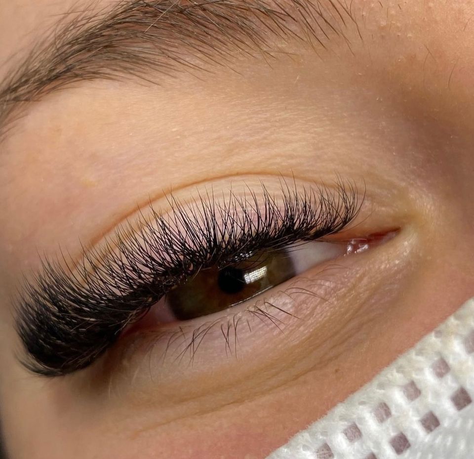 Wimpernverlängerung Schulung Lashstylist School + 3x Zertifikat in Bochum