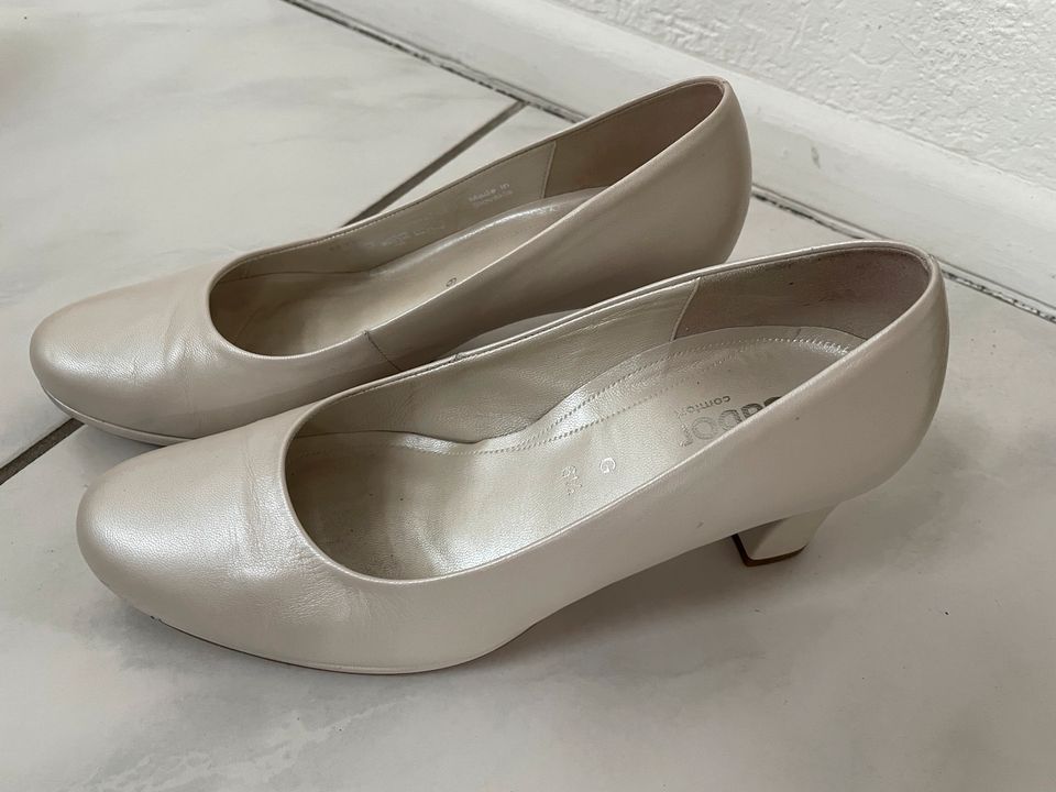 Gabor Pumps Größe 40 für Hochzeit in Netphen