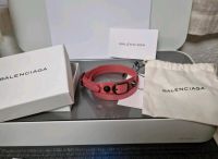 Balenciaga Echtleder Armband Rosa Neuwertig Neupreis 250€ Bayern - Nürnberg (Mittelfr) Vorschau