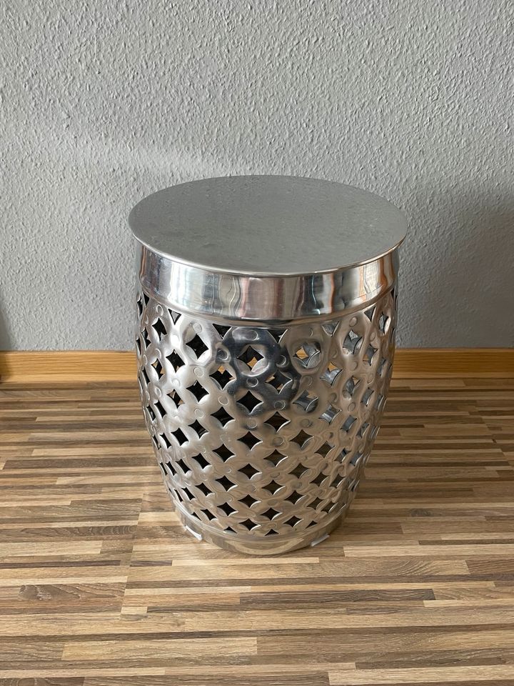 Hocker Beistelltisch Metallhocker Aluminium Impressionen in Mauritz