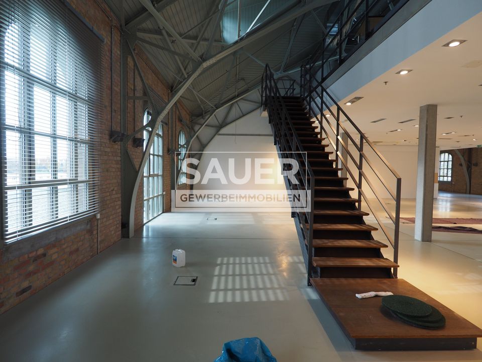 690 m² Moderne Büro-/Ausstellungsfläche an der Spree! *2610* in Berlin