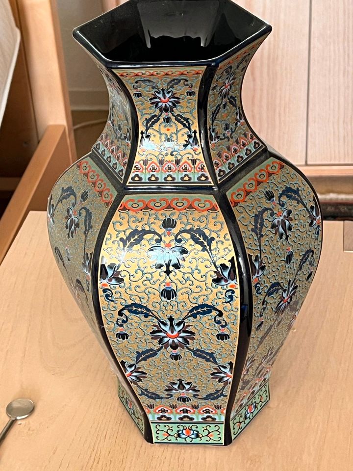 Vase Keramik - wunderschön in Berlin