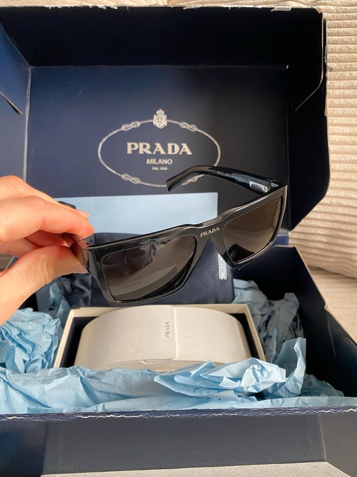 Prada Sonnenbrille in Hamburg