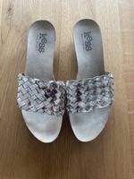 Tolle silberfarbene Sandalen aus feinem Leder Gr. 39 Bayern - Bayreuth Vorschau