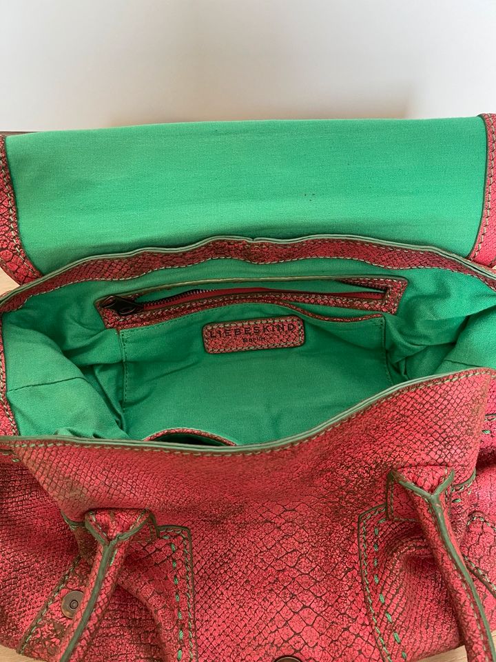 Original Liebeskind Tasche aus Leder in schlangenoptik in Seevetal