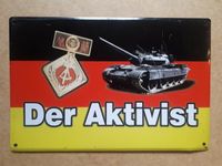 Schild DDR Panzer Der Aktivist Werbeschild Blechschild Niedersachsen - Salzgitter Vorschau